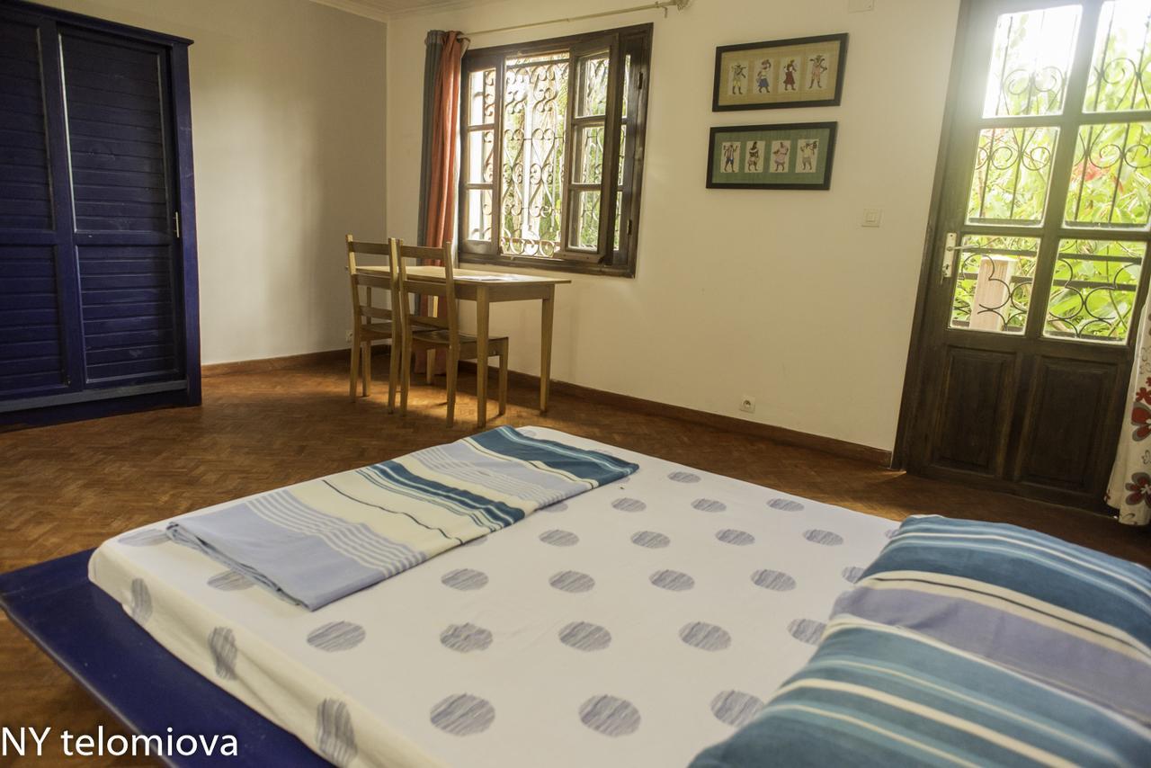 Ny Telomiova Hotel Antananarivo Exterior photo